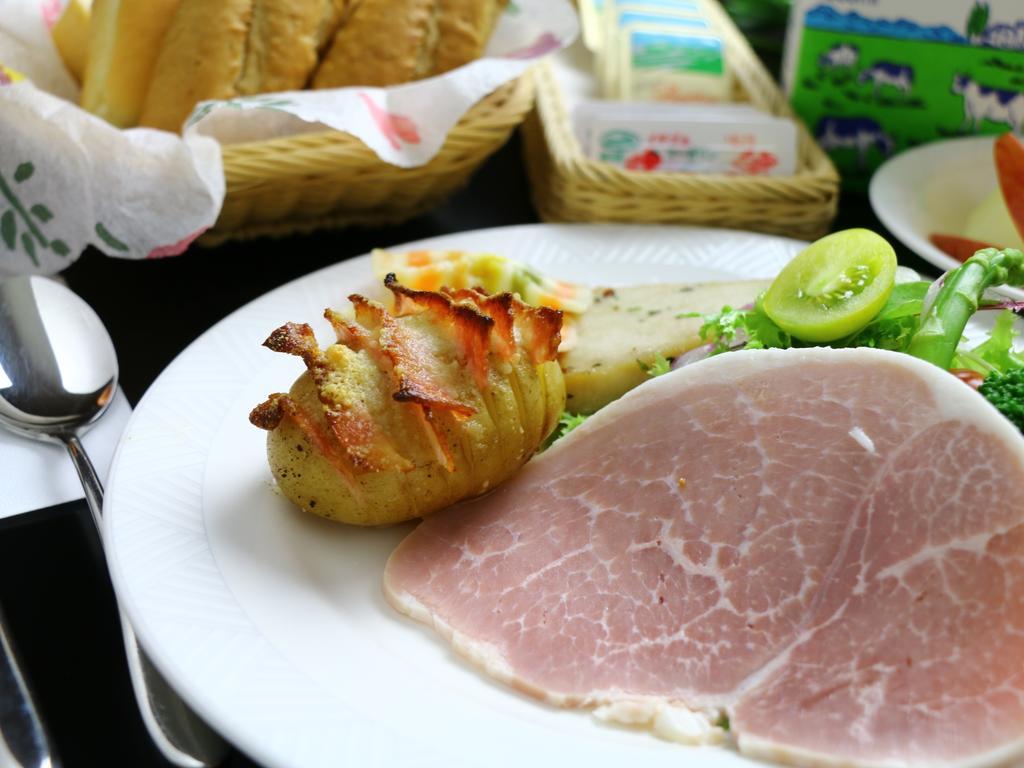 Mominoki Hotel Nozawaonsen Bagian luar foto