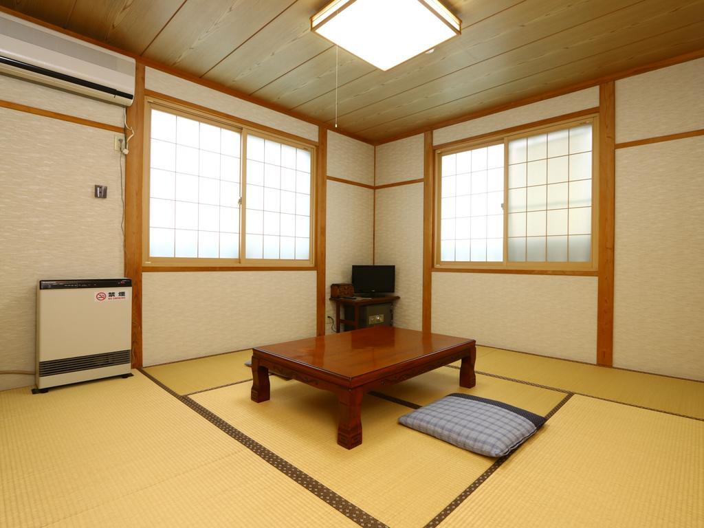 Mominoki Hotel Nozawaonsen Bagian luar foto